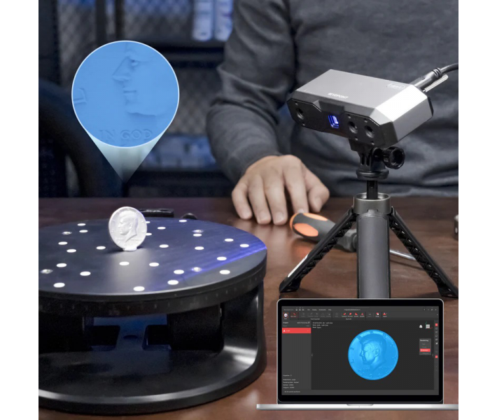 Escáner 3D Revopoint Mini 2