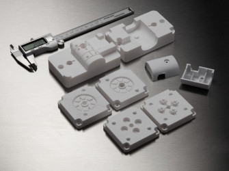 Moldeo por inyección, moldes impresos en 3D fabricados con resina Formlabs