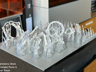 Impresión 3D de piezas transparentes con bordes nítidos, resina Formlabs Clear Resin