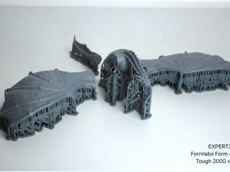 3D-друк фігури дракона на великоформатному 3D-принтері Formlabs Form 4L із використанням смоли Tough 1500