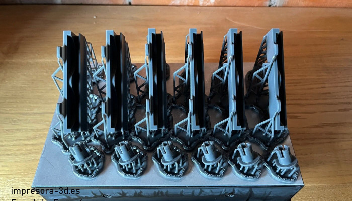 Impresión 3D SLA, Formlabs Clear Resin, elementos tubulares de paredes delgadas con bordes definidos