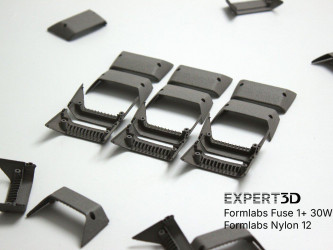 Capas de ventilação impressas em 3D SLS com Formlabs Form Fuse 1+ 30W - Nylon 12 Powder (PA12)