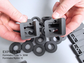 Fabricação de peças resistentes industriais impressas em 3D SLS com Formlabs Form Fuse 1+ 30W - Nylon 12 Powder (PA12)