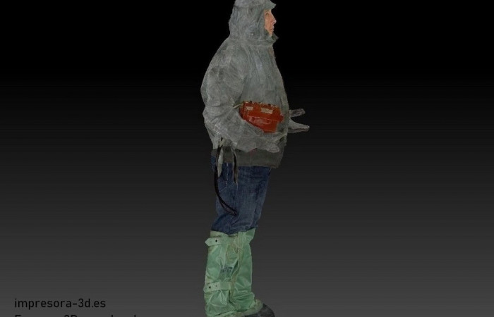 Escaneado 3D de una persona con traje de protección química para VR