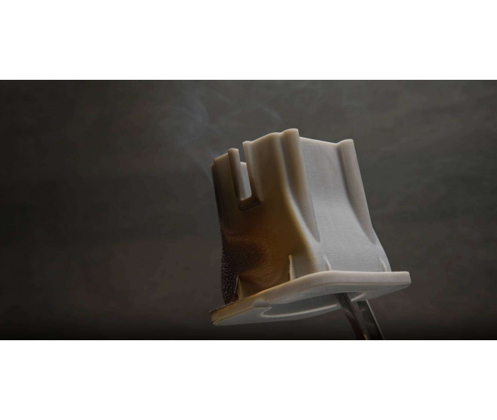 Flame Retardant Resin Form 4 de Formlabs, 1 kg, 0,84 l