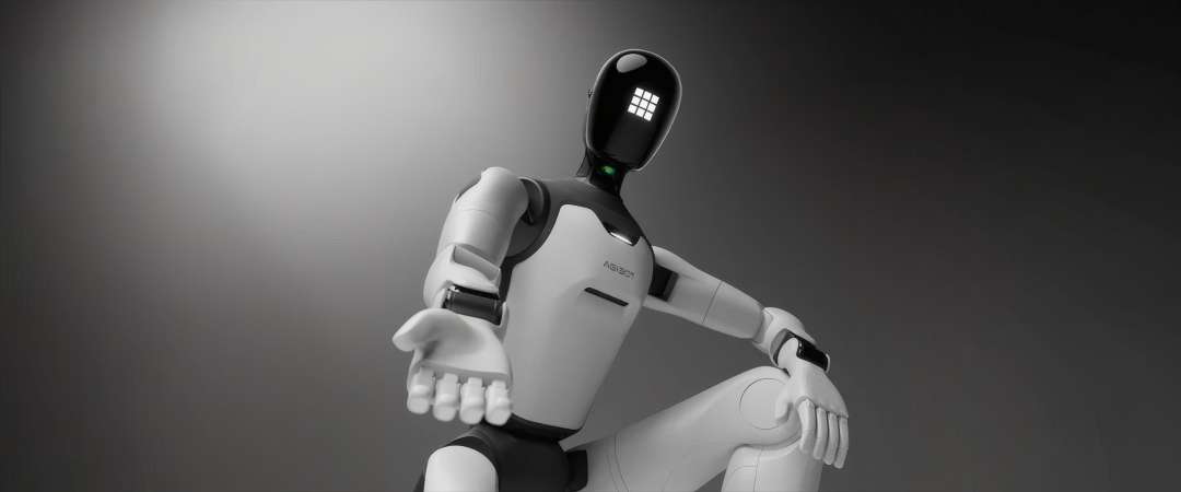 Mano robótica diestra AgiBot OmniHand 3 Ultra-M instalada en robot bípedo humanoide
