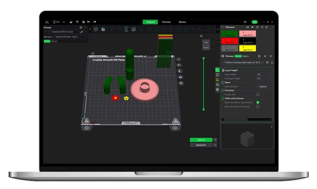 Interfaz del software de corte para la impresora Creality K2 SE en una laptop.