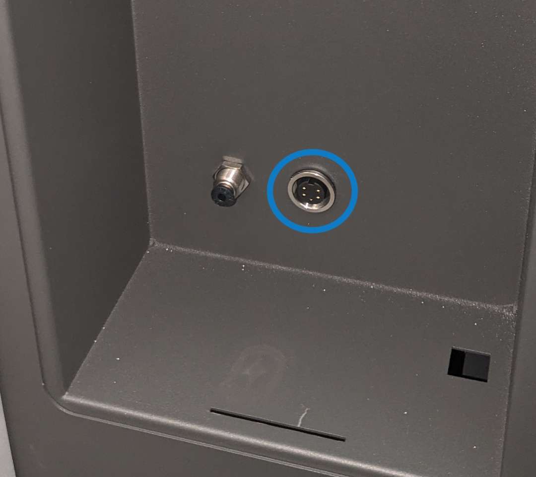 Conector eléctrico anotado dentro de la cavidad de pulido del Fuse Blast para el cable del módulo de pulido