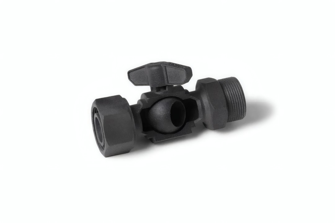 Llave de bola roscada impresa en Formlabs Nylon 12 GF Powder — pieza funcional de uso final para gestión de fluidos