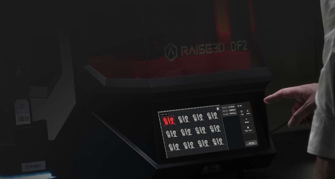 Interfaz táctil de gran formato intuitiva 3D Printer Raise3D DF2 Complete Package