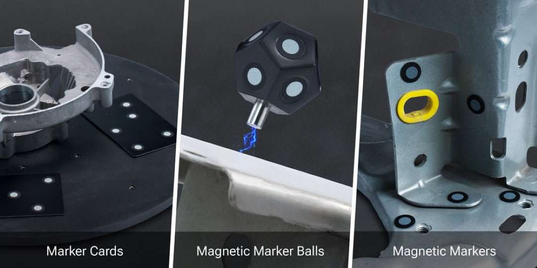 Tres fotografías seguidas: tarjetas negras con puntos blancos junto a una pieza de aluminio, una bola negra poliédrica con pie magnético junto a un borde metálico y pequeñas pegatinas redondas sobre una escuadra galvanizada.