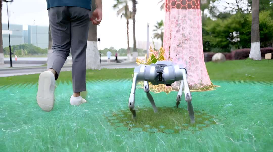 Unitree Go2 EDU siguiendo a una persona al aire libre con una superposición verde que visualiza el sistema de detección de terreno ISS 2.0 y el seguimiento lateral