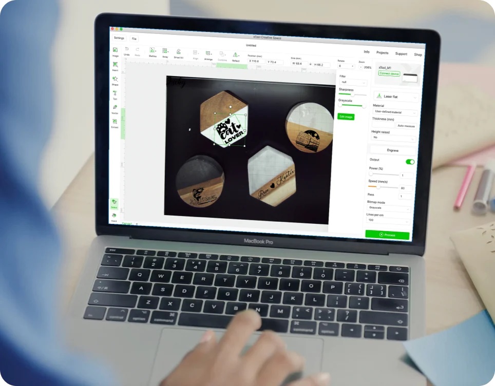xTool M1: cortadora láser híbrida de escritorio