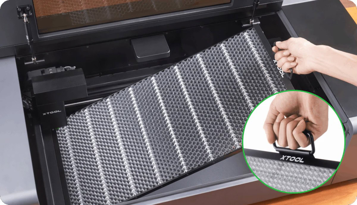 Comodidad de uso de xTool P2 Honeycomb Panel